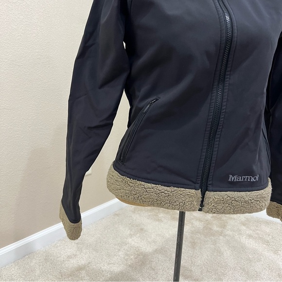 Marmot Full Zip Soft shell Hooded Jacket Black Faux Fur Women Medium, - Picture 4 of 14